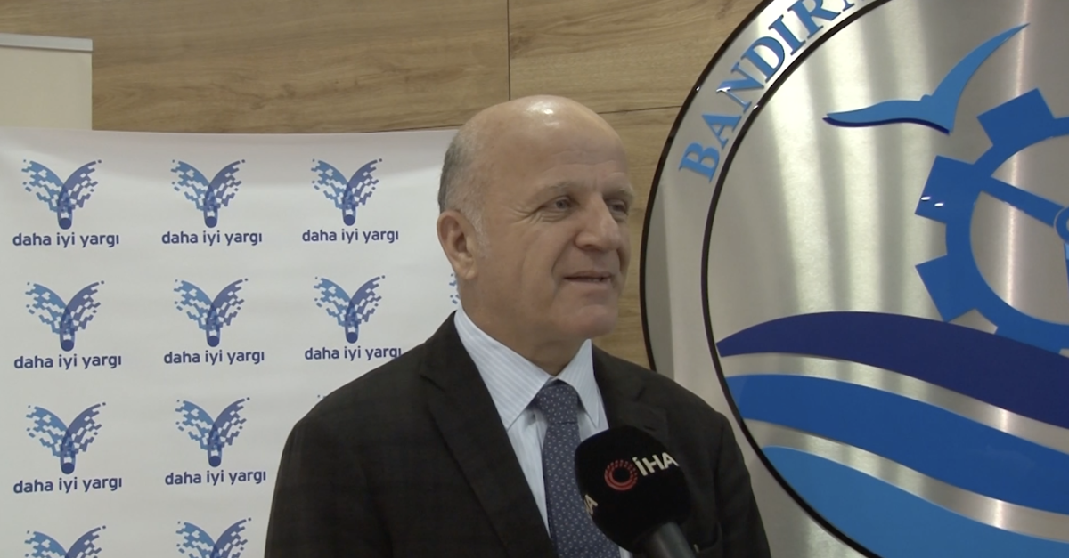 Mehmet Gün, Bandırma'da Düzenlenen Daha İyi Yargı Derneği "A'dan Z'ye Türk Yargı Reformu" Konferansında Konuştu